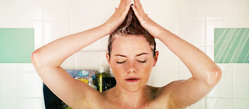 Emma Stone singing in the shower