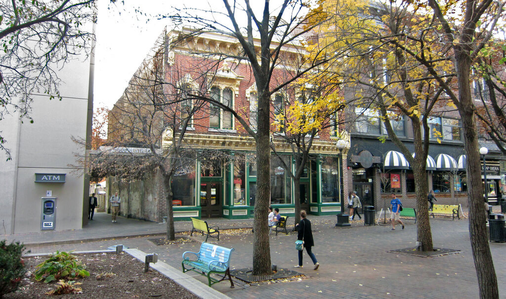 pedestrian mall 