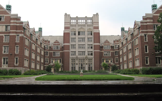 Wellesley_College_Tower_Court