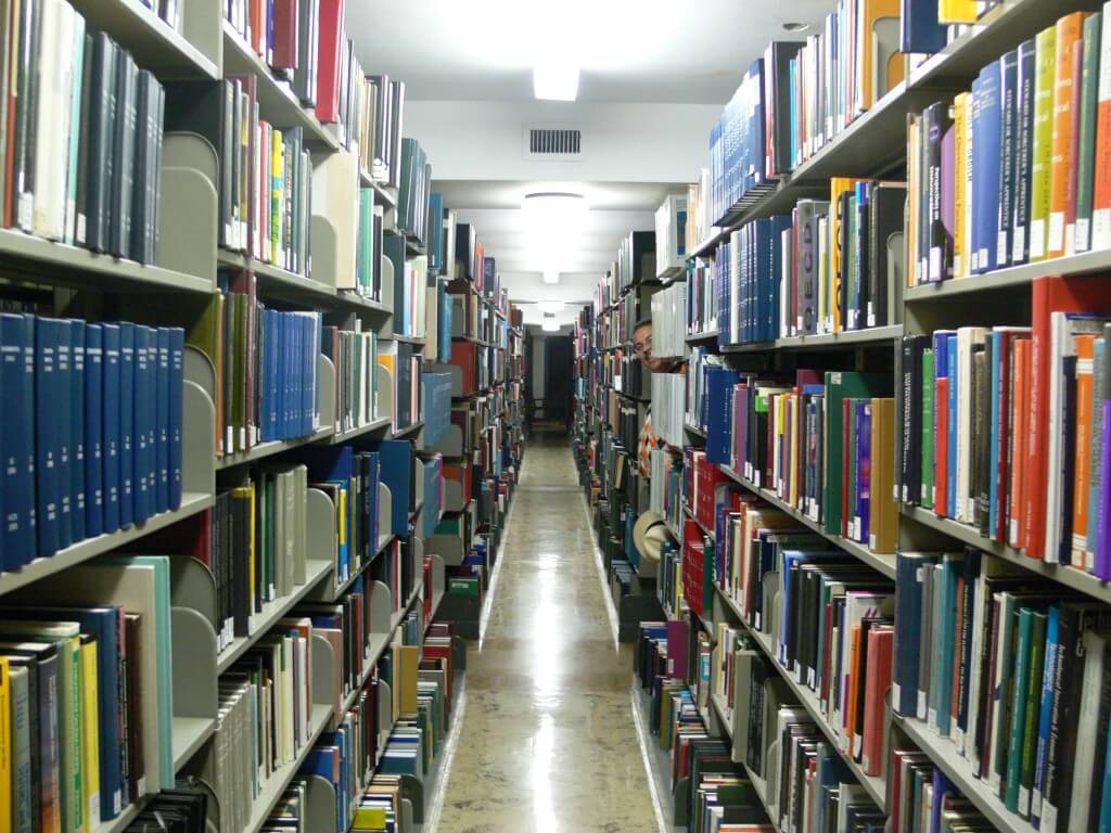 Firestone_Library_Princeton_shelves