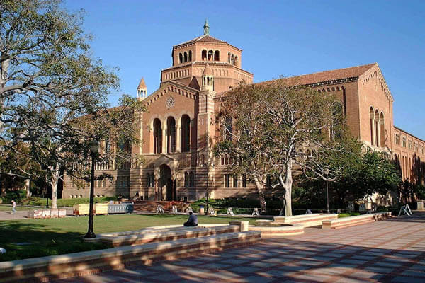 powell library ucla campus