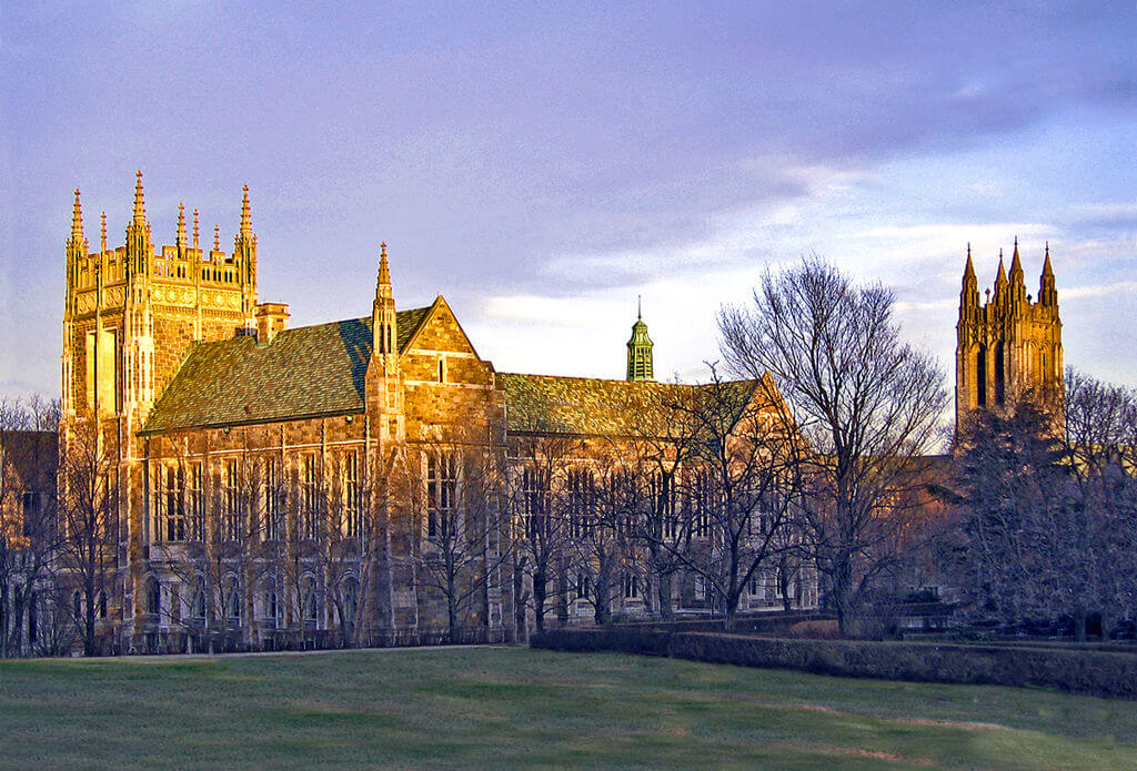 Boston College is a good school for students not interested in Greek life