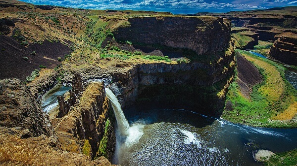 Palouse Falls is a great destination outside of walla walla valley