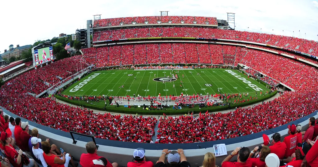 Sanford-Stadium-by-Scott-Cunningham-Getty-Images-UGA-vs.-Clemson-2014-DRC_0344_y503bl