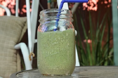 Kale Banana Almond Chia