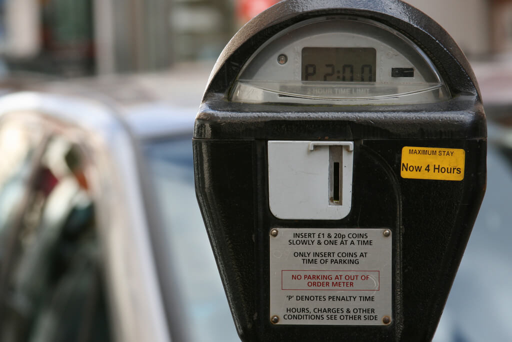 how to park for free in iowa city