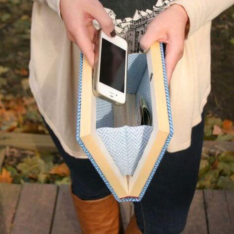 DIY Old Book Purse for your Hipster Friend
