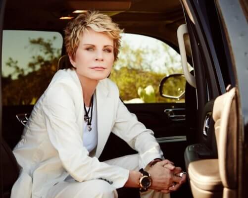 patricia cornwell is an experienced author