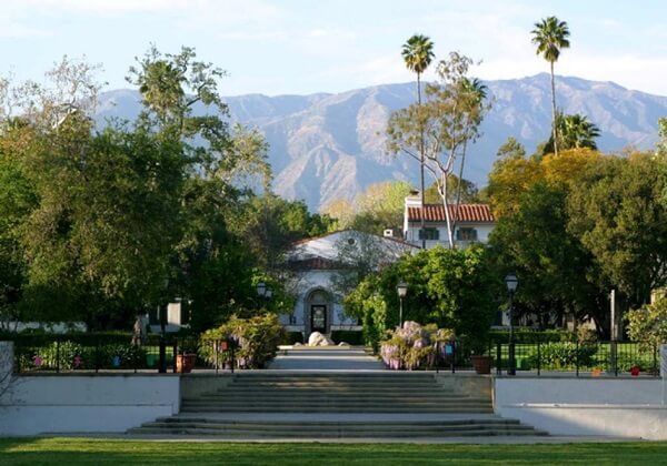 best colleges in LA