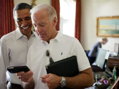 Biden and Obama pose becomes a classic 2016 meme.