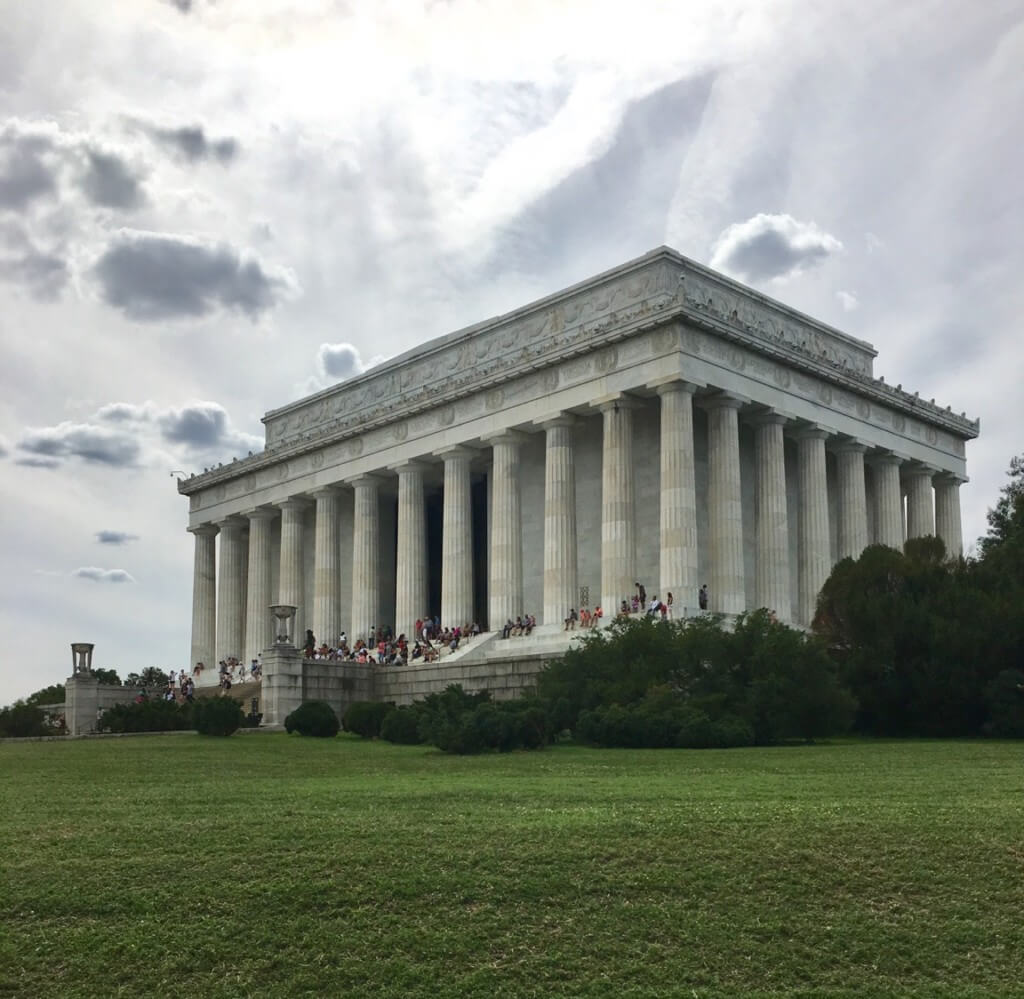 The Lincoln Memorial is beautiful all day everyday