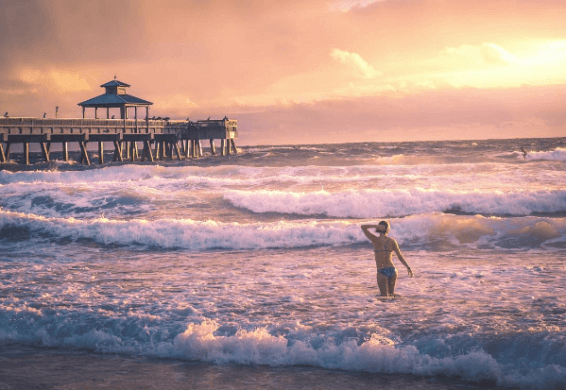 John Wellmeyer represents Florida scenery on Instagram.