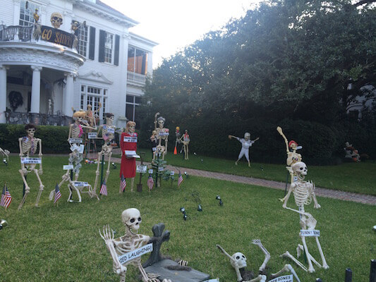 haunted house tour in New Orleans