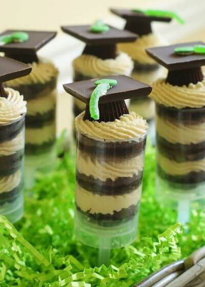graduation desserts