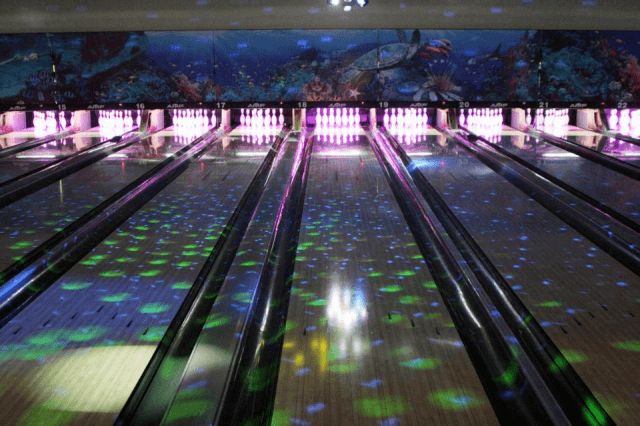 bird bowl bowling center 