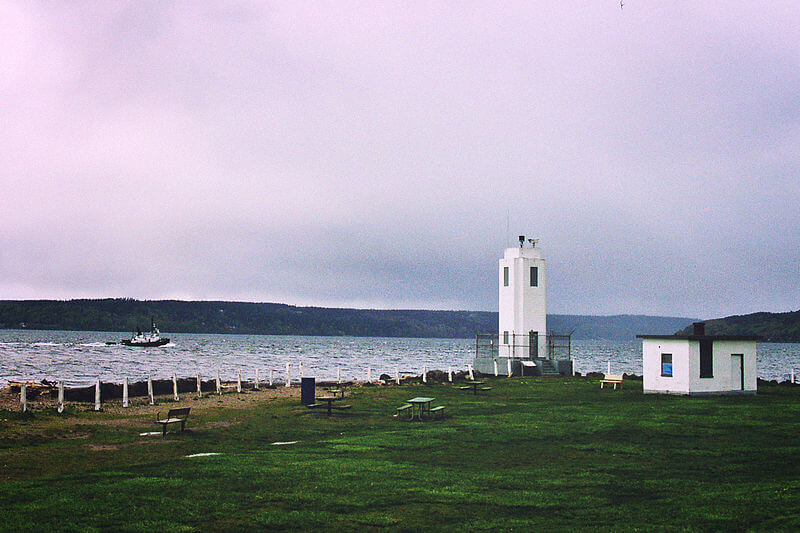 browns point light house 