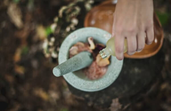 things to do in Sonoma vineyard mortar pestle