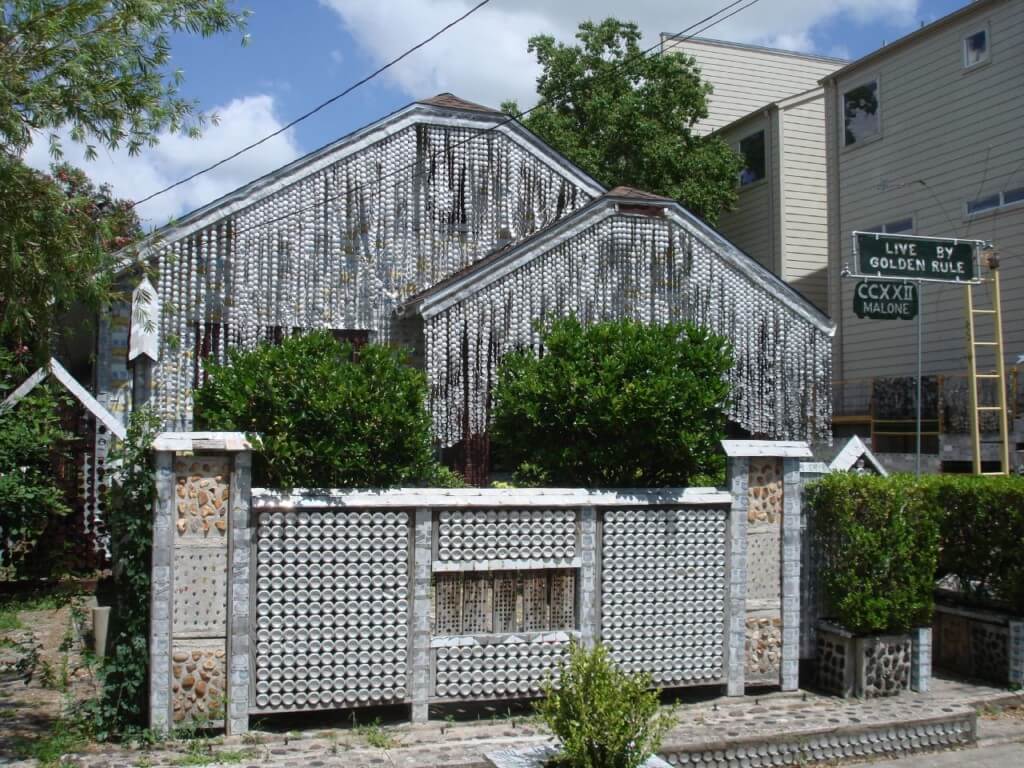 beer can house houston