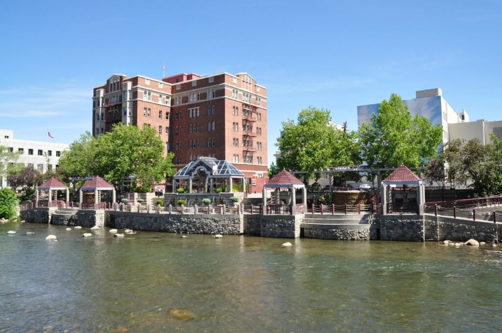 things to do in reno riverwalk