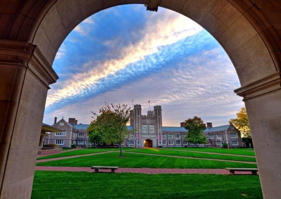 top 10 colleges for writers