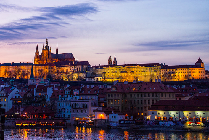 Cheap Vacations Prague skyline