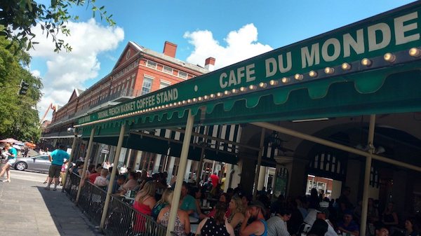 Cafe Du Monde Exterior New Orleans