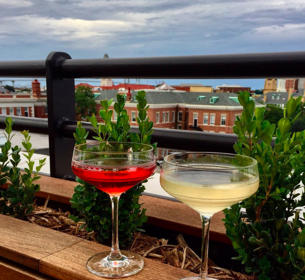 rooftop bar things to do in savannah