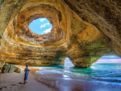 https://pixabay.com/en/portugal-algarve-benagil-caves-3029665/