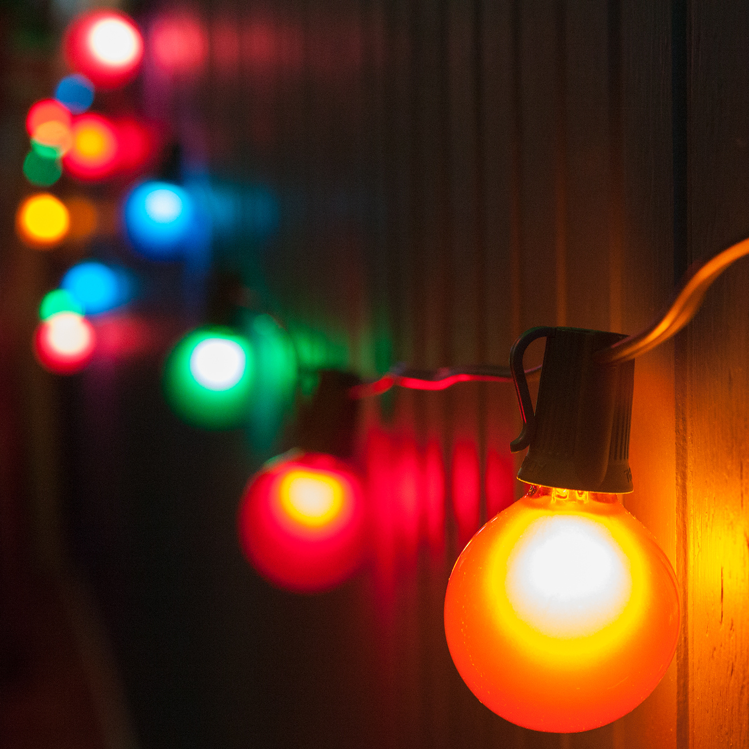 Rainbow outdoor lights