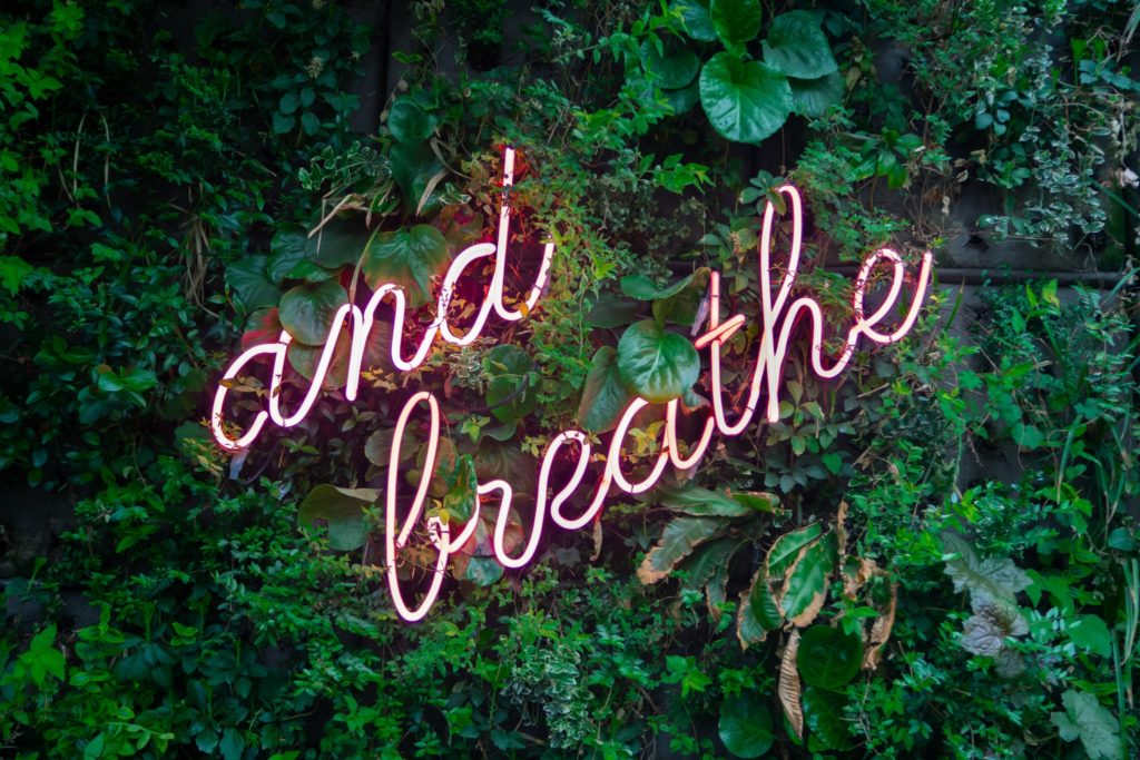 Breathe sign