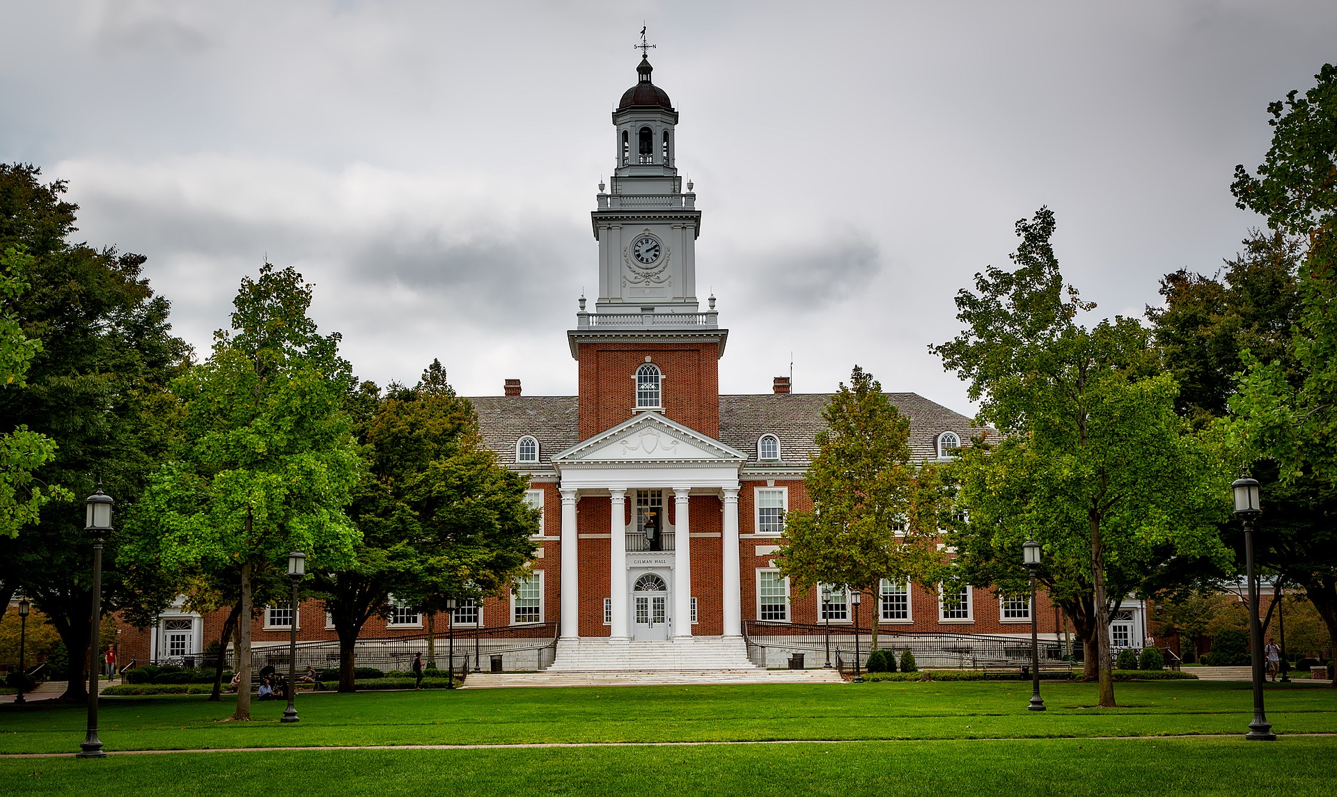 johns hopkins best schools for pre med