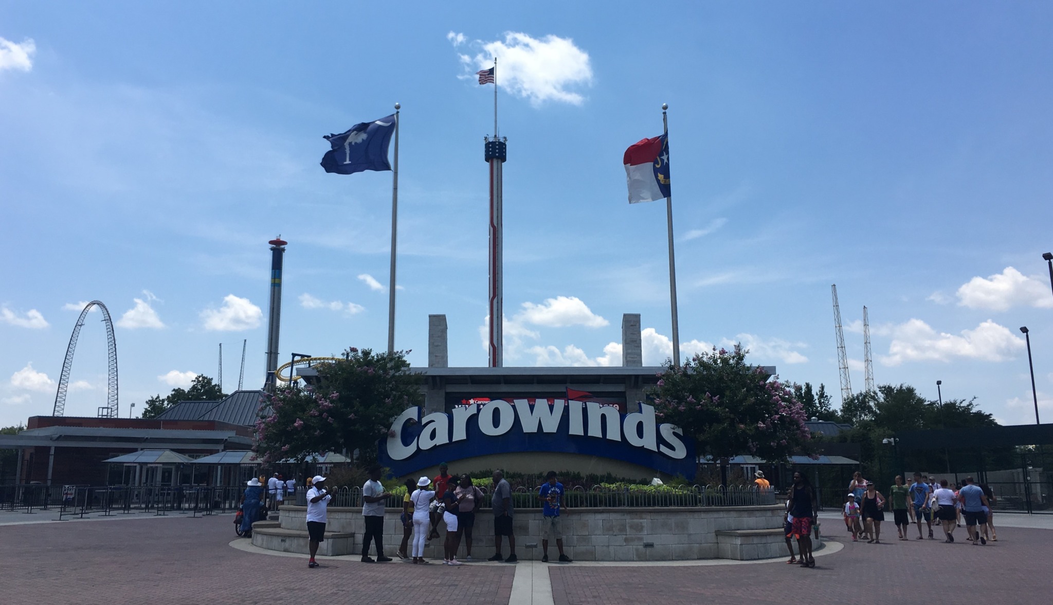 carowinds entrance