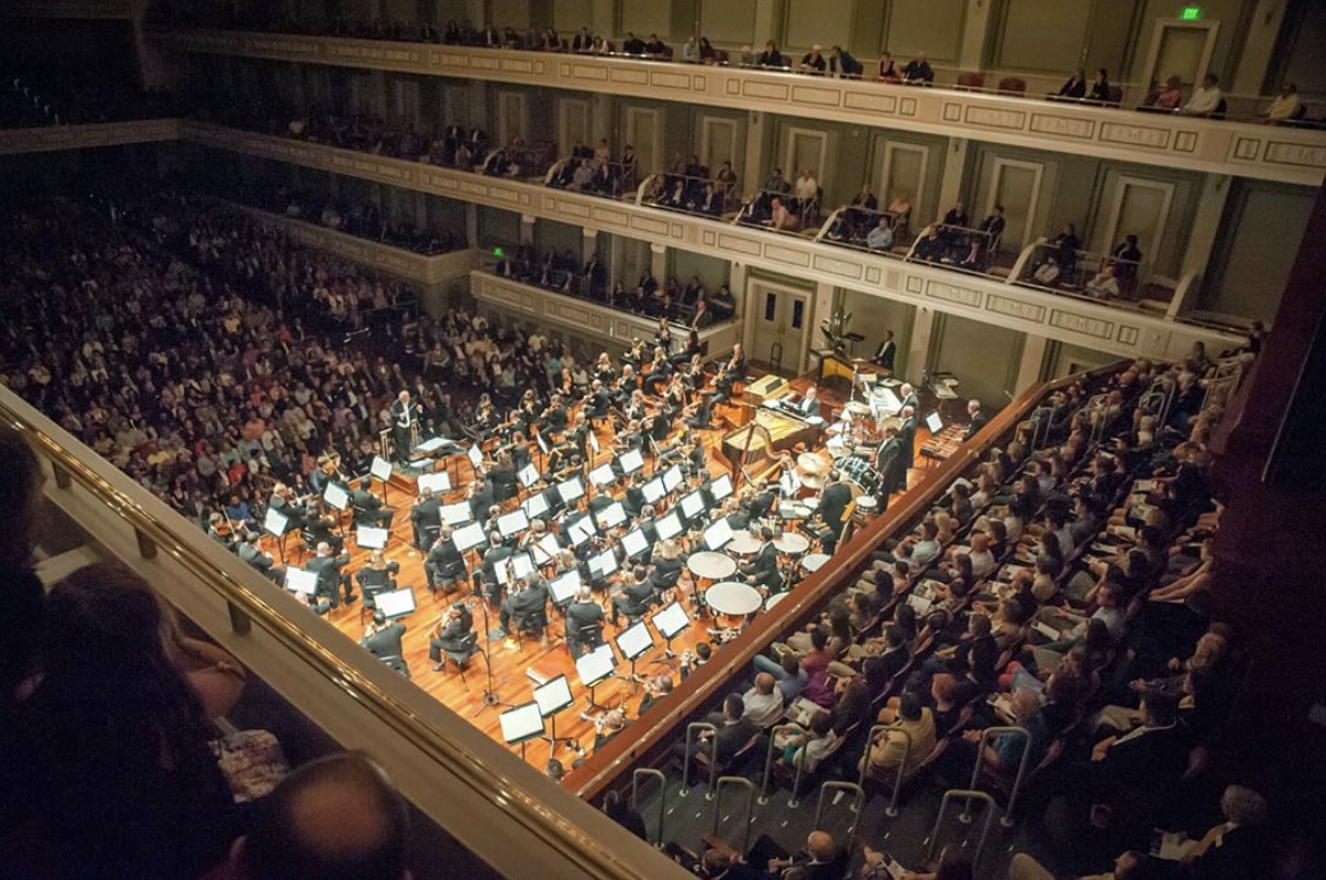 the Nashville Symphony playing at the Schermerhorn Symphony Center