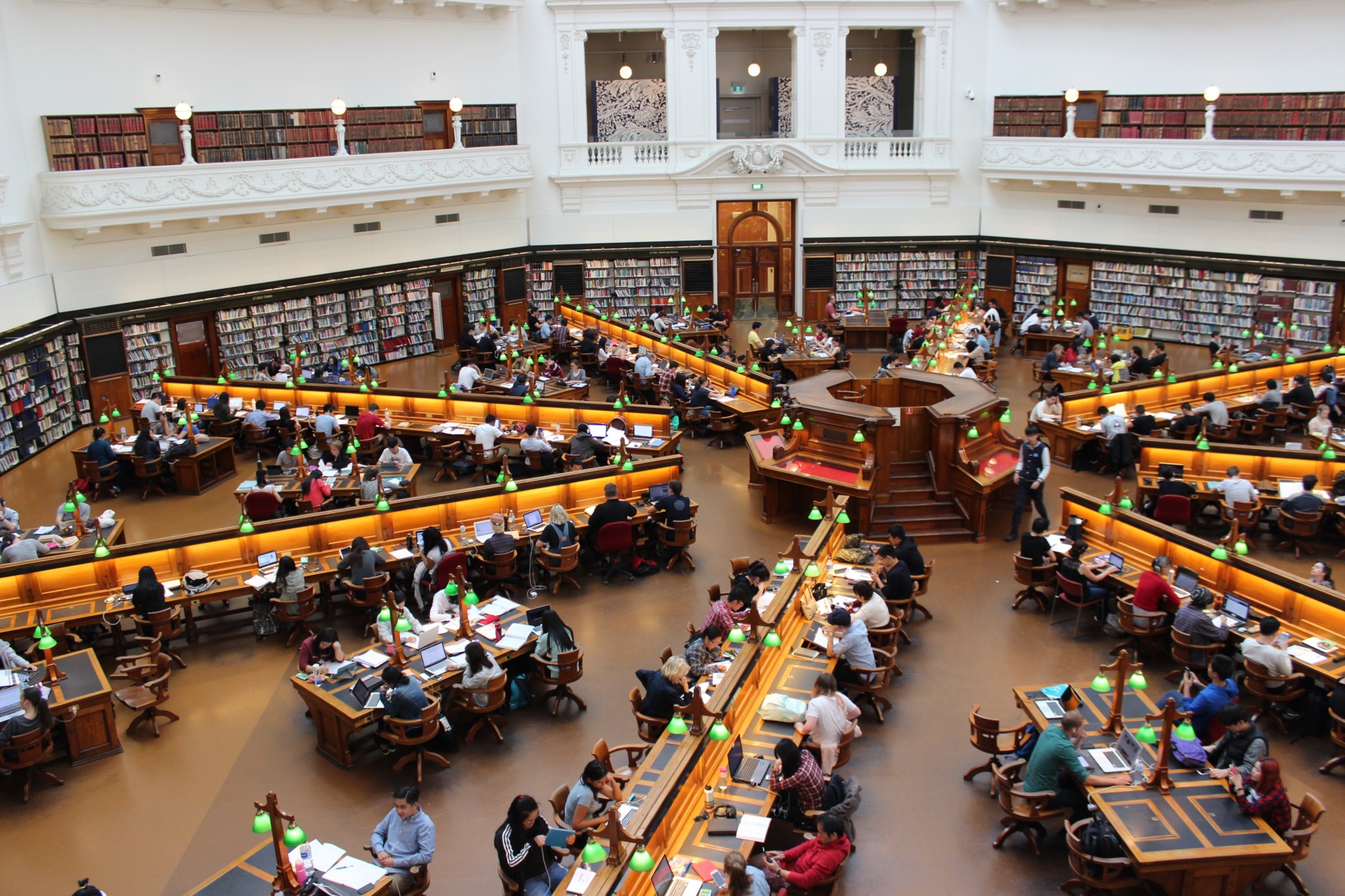 college dining hall