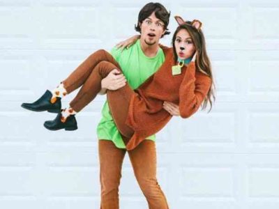 couple dressed as shaggy and Scooby