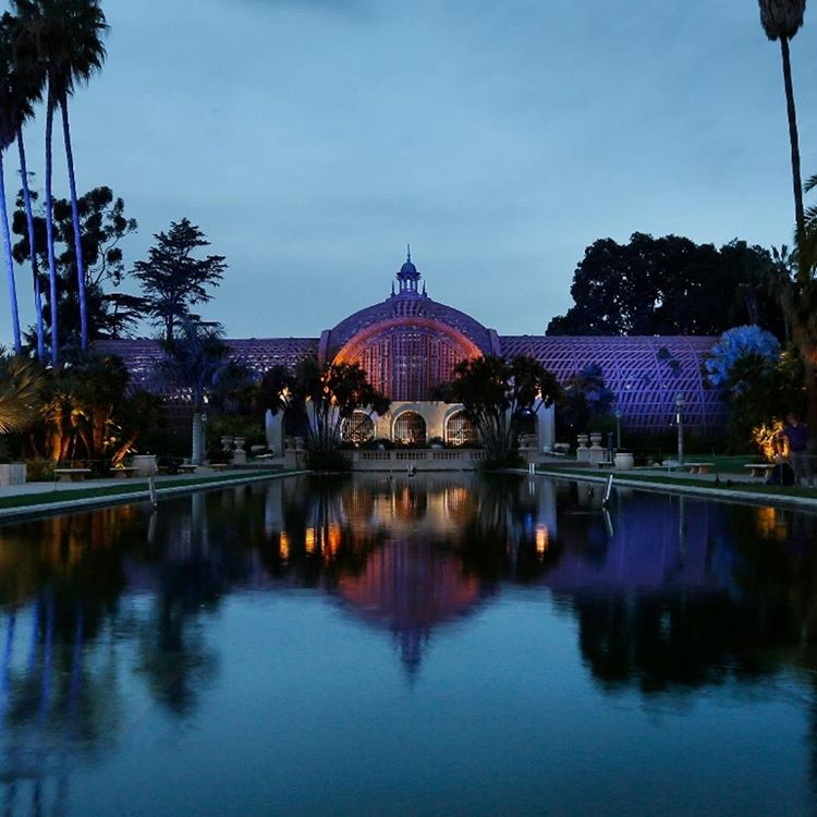 Road trip idea: Balboa Park's Botannical Building in overcast, romantic weather and still water.