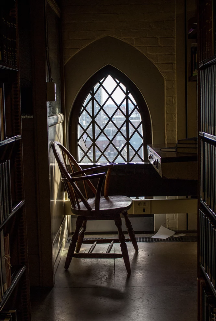 yale photo spots sterling memorial library