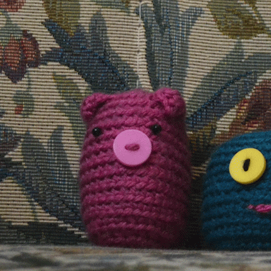 Crochet pig gift