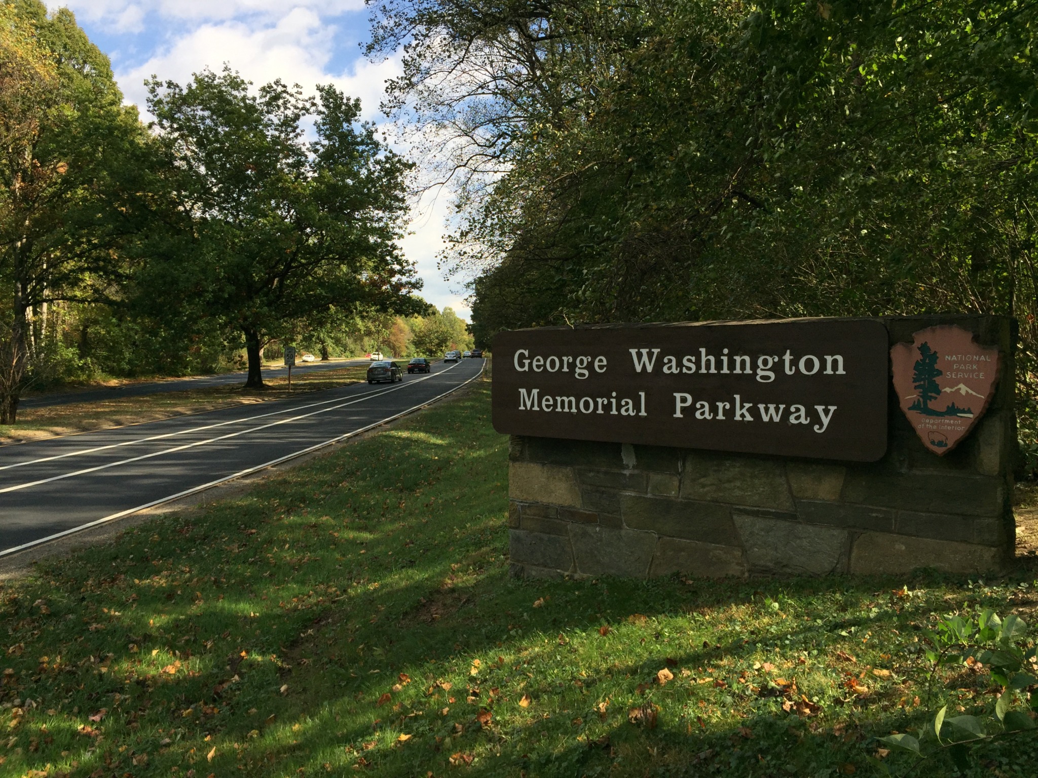 GW Parkway Entrance