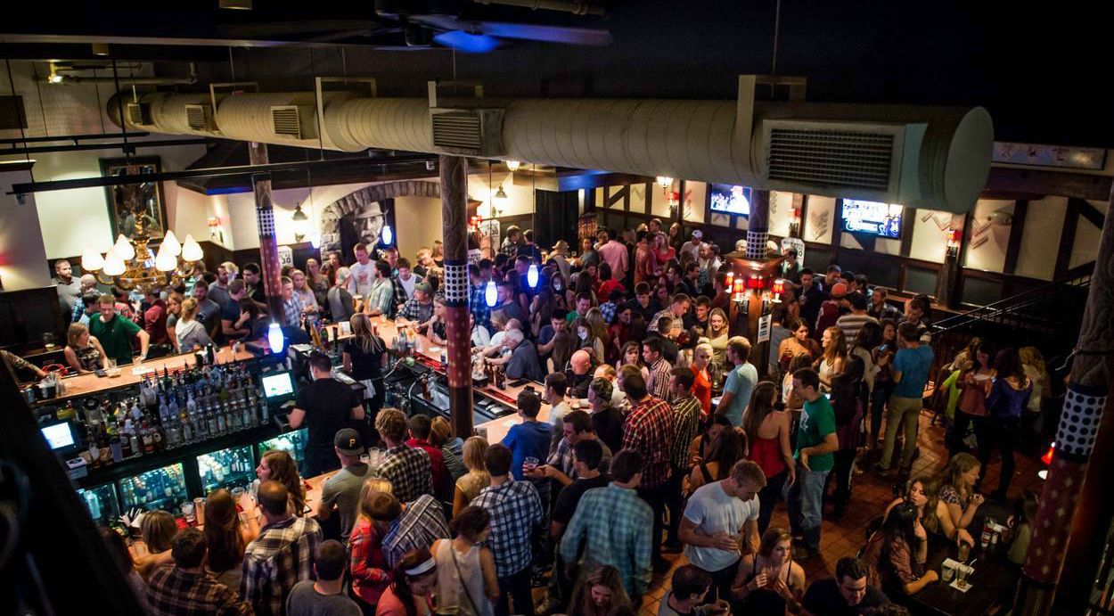The Top 10 Bars for a Perfect Night Out at Penn State