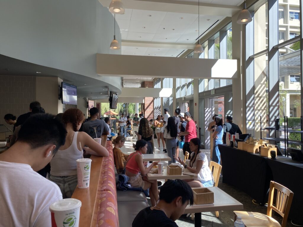 Photo of the interior of Rendezvous West Dining Hall